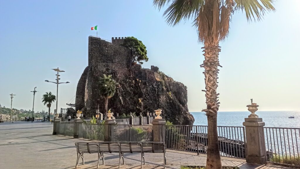 Aci Castello